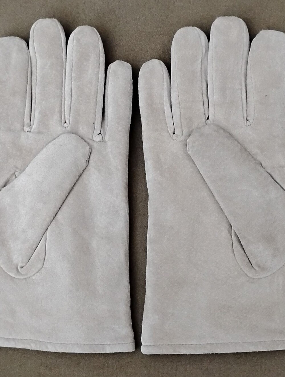 Vintage Aris Isotoner 115 Leather Gloves, Women's Size 7 Medium